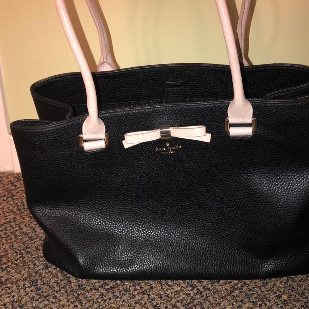 Large Kate Spade Shoulder Bag